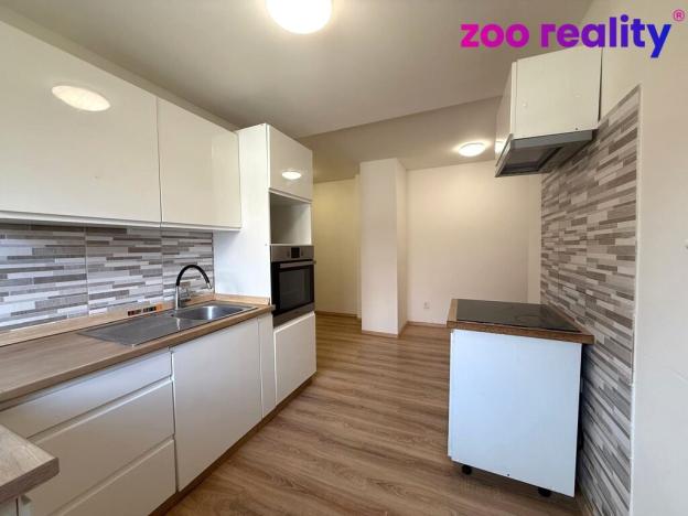 Pronájem bytu 2+1, Chomutov, Čelakovského, 73 m2