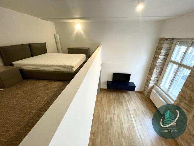 Pronájem bytu 1+kk, Praha - Karlín, Sokolovská, 97 m2