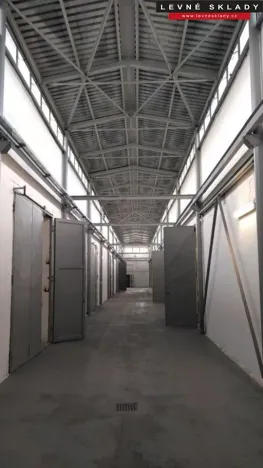 Pronájem skladu, Kolín, 2000 m2