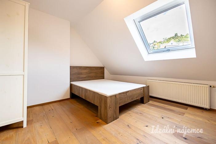 Pronájem bytu 4+kk, Praha - Braník, Pod svahem, 140 m2