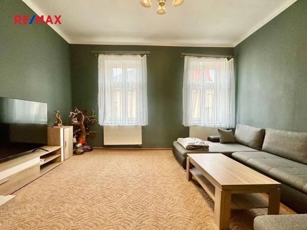 Prodej činžovního domu, Hlinsko, Poděbradovo náměstí, 333 m2