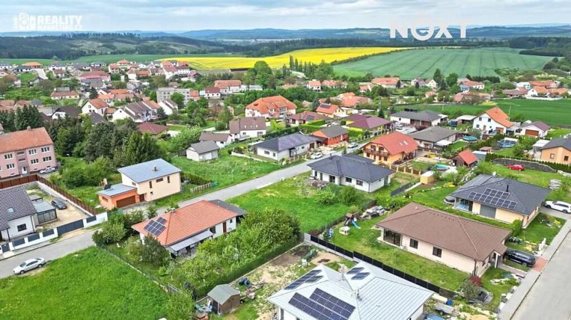 Prodej pozemku pro bydlení, Lipovec, 738 m2