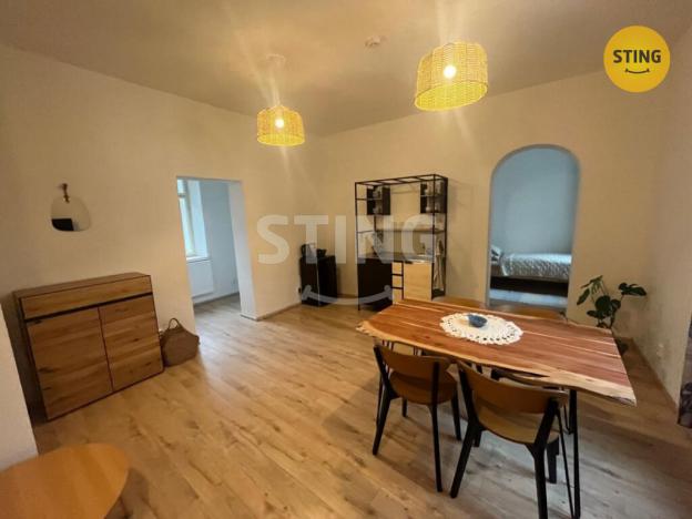 Pronájem komerční nemovitosti, Hukvaldy, 240 m2