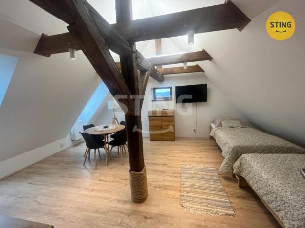 Pronájem komerční nemovitosti, Hukvaldy, 240 m2