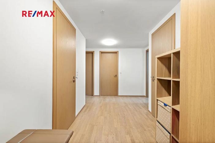 Prodej bytu 3+kk, Praha - Holešovice, Sanderova, 104 m2