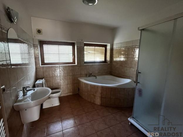 Prodej rodinného domu, Podhradní Lhota, 160 m2