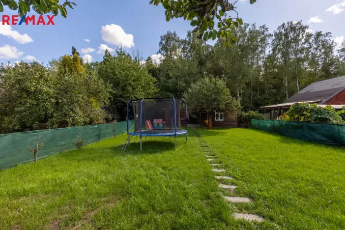 Prodej zahrady, Jenišov, 350 m2