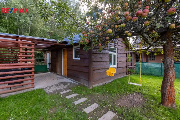 Prodej zahrady, Jenišov, 350 m2