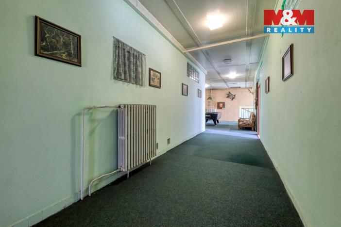 Prodej výrobních prostor, Černošín, 1100 m2