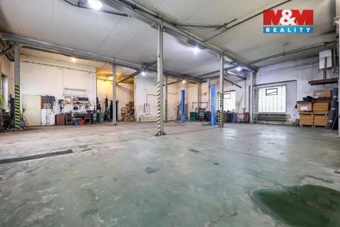 Prodej výrobních prostor, Černošín, 1100 m2