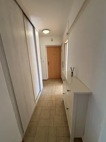 Pronájem bytu 2+1, Hradec Králové, Skupova, 65 m2