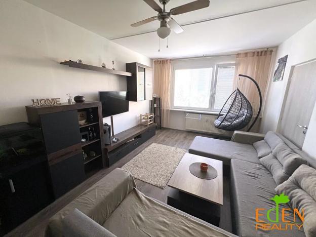 Prodej bytu 3+1, Plzeň, Bzenecká, 65 m2