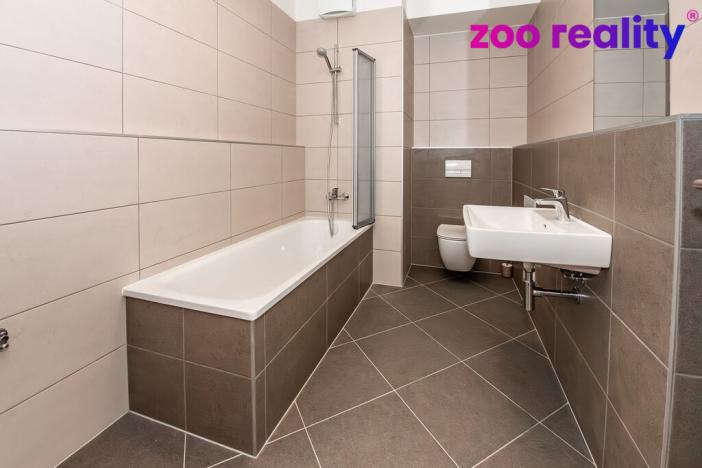 Prodej bytu 2+kk, Praha, Thomasova, 48 m2