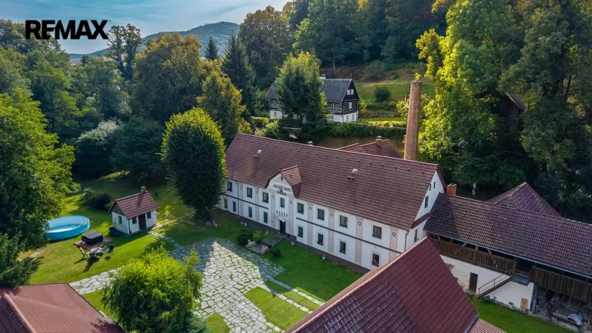 Prodej rodinného domu, Dubá - Zakšín, 380 m2