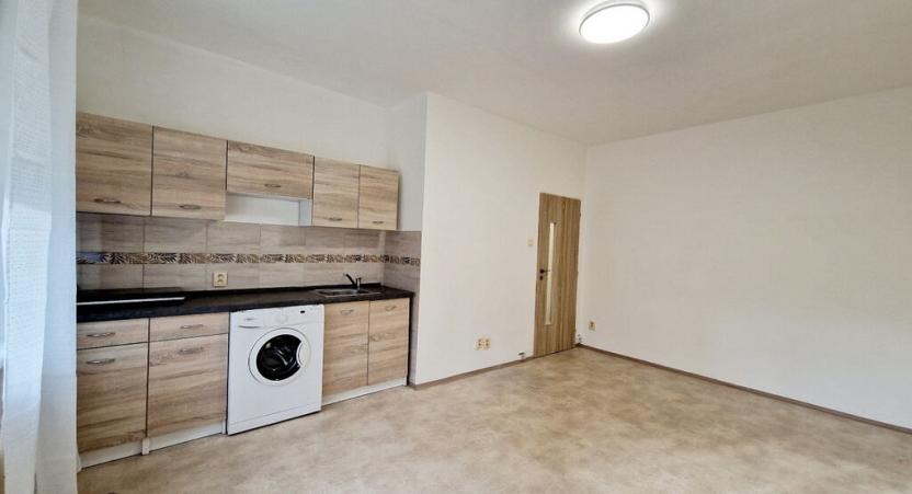 Pronájem bytu 1+kk, Havířov - Podlesí, Kosmonautů, 25 m2