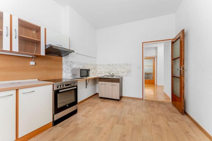Prodej bytu 1+1, Hodonín, Národní třída, 46 m2