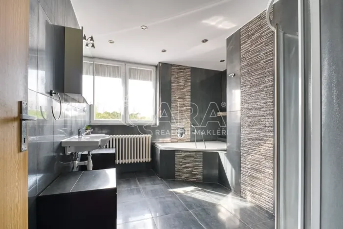 Prodej rodinného domu, Petrovice u Karviné, 202 m2