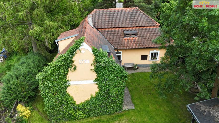 Prodej rodinného domu, Vysoký Chlumec, 190 m2