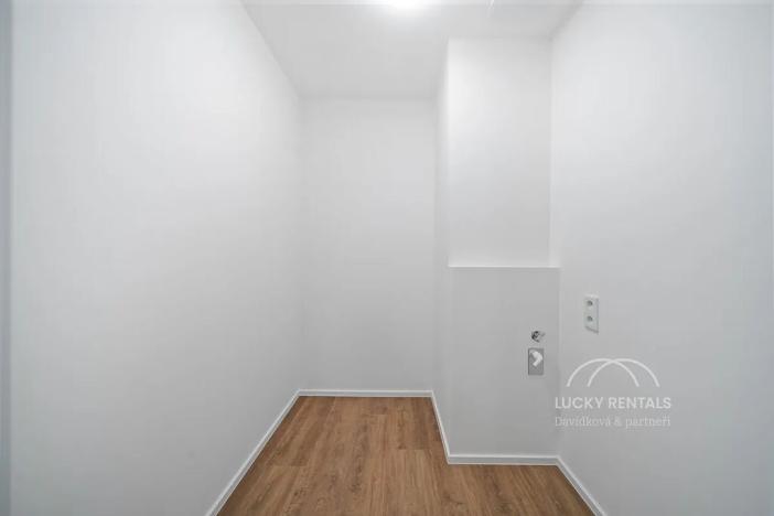 Pronájem bytu 2+kk, Praha - Chodov, Líbalova, 45 m2