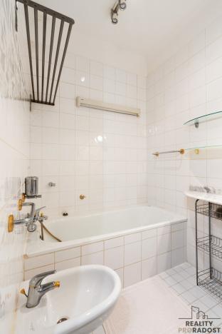 Pronájem bytu 3+1, Praha - Holešovice, Kostelní, 133 m2