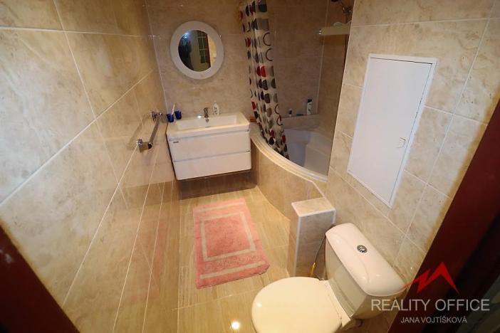 Pronájem bytu 2+1, Děčín - Děčín III-Staré Město, Litoměřická, 60 m2