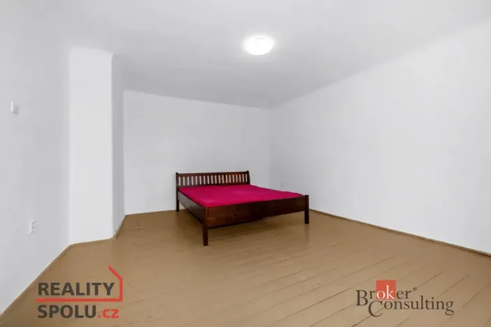 Prodej rodinného domu, Toužim, Pod Brankou, 219 m2