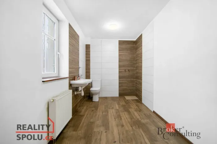 Prodej rodinného domu, Toužim, Pod Brankou, 219 m2