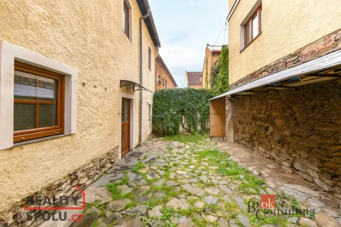 Prodej rodinného domu, Toužim, Pod Brankou, 219 m2