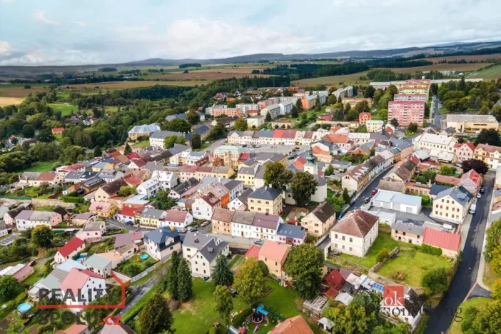 Prodej rodinného domu, Toužim, Pod Brankou, 219 m2