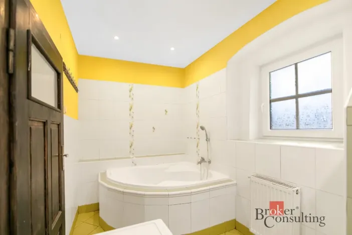 Prodej rodinného domu, Toužim, Pod Brankou, 219 m2