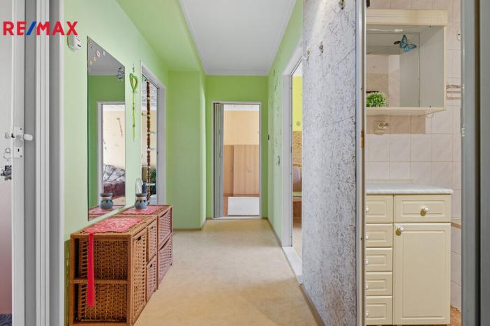 Prodej bytu 3+1, Dolní Žandov, 79 m2