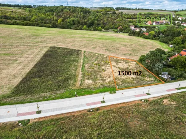 Prodej pozemku pro bydlení, Vonoklasy, Mořinská, 1500 m2