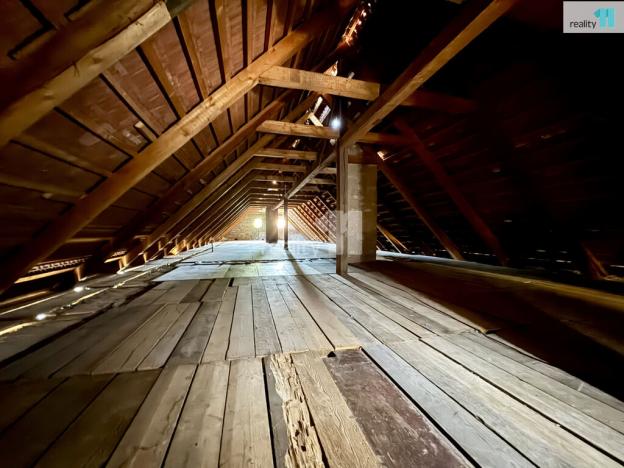 Pronájem výrobních prostor, Dobrovíz, Pražská, 1027 m2