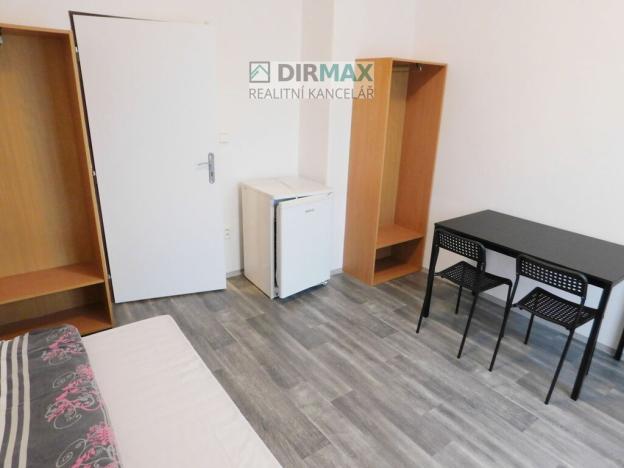 Pronájem pokoje, Plzeň - Východní Předměstí, Zahradní, 15 m2