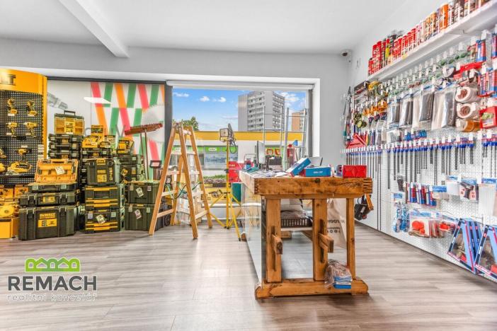 Pronájem obchodního prostoru, Náchod, Bratří Čapků, 70 m2