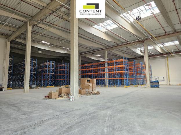 Pronájem výrobních prostor, Kozomín, 3000 m2