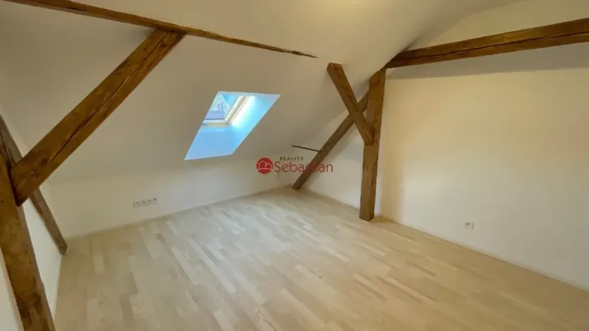 Pronájem bytu 4+kk, Hořice, 99 m2