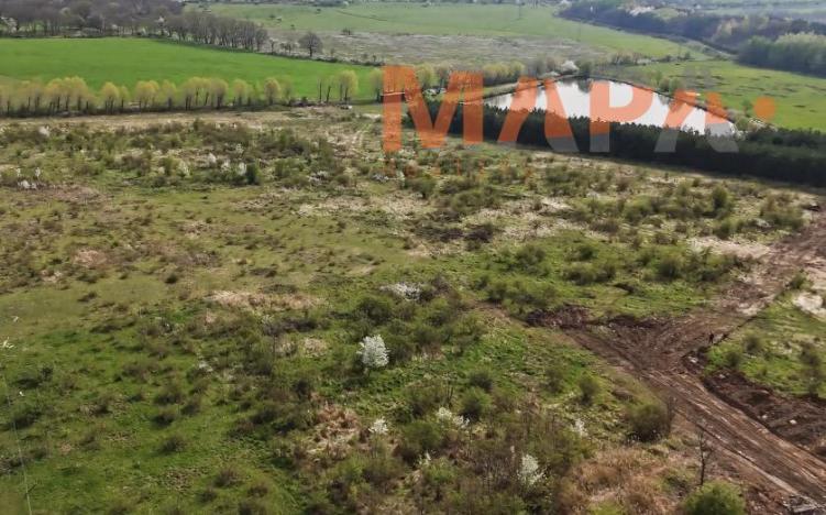 Prodej pole, Černovice, 7630 m2