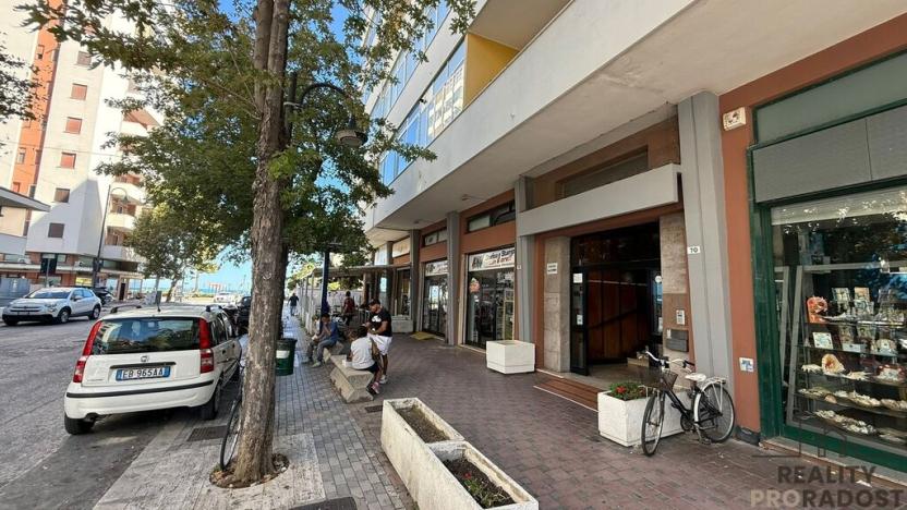 Prodej bytu 3+1, Montesilvano,Itálie, 59 m2