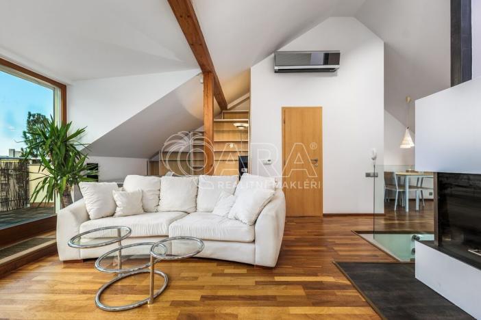 Pronájem bytu 3+kk, Praha - Vinohrady, Velehradská, 97 m2