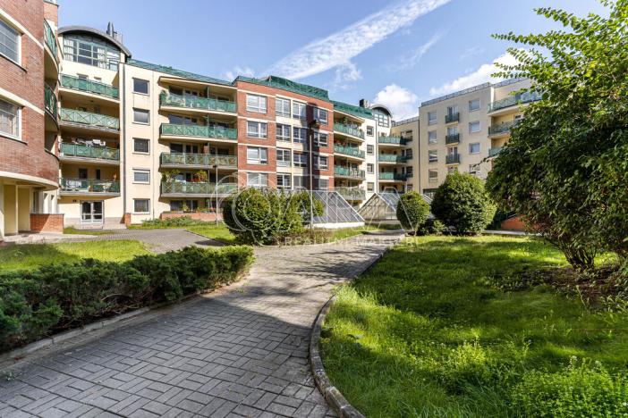 Prodej bytu 4+kk, Praha - Žižkov, V kapslovně, 101 m2