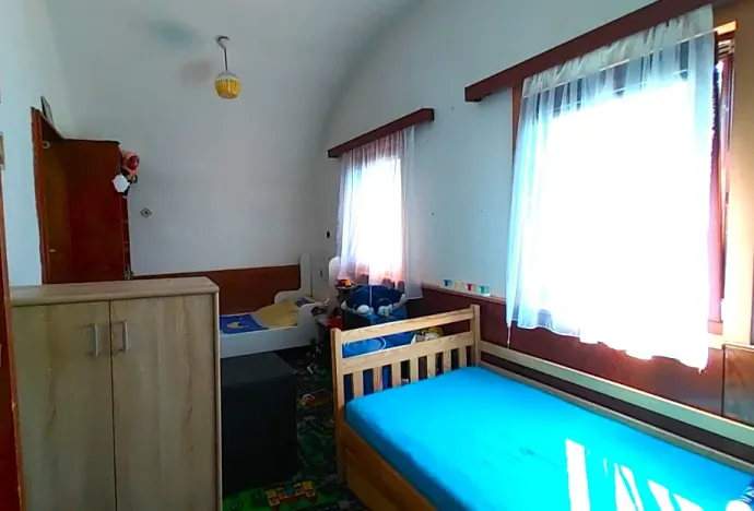 Prodej rodinného domu, Chvaletice, Nerudova, 63 m2