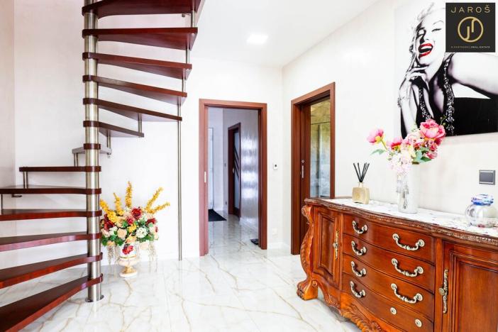 Prodej rodinného domu, Buštěhrad, Břízová, 250 m2