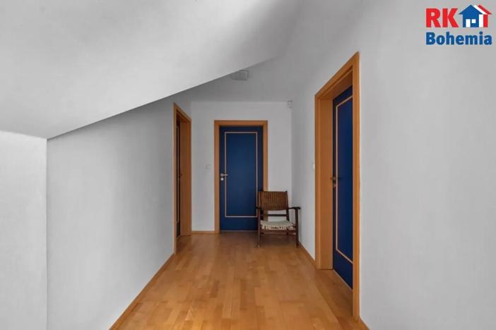 Prodej rodinného domu, Hrdlořezy, 400 m2