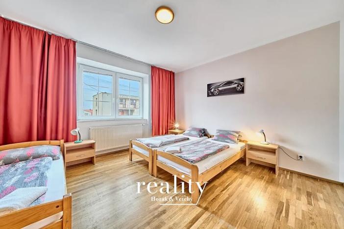 Prodej ubytování, Jevišovice, 1530 m2