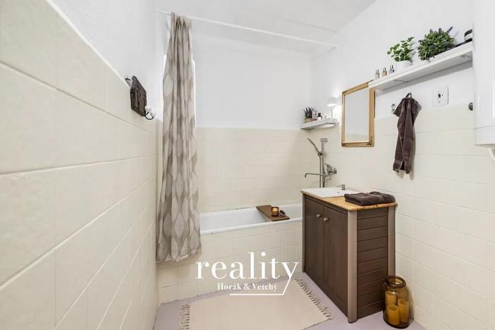 Prodej rodinného domu, Štítary, 202 m2