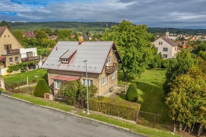 Prodej rodinného domu, Mníšek pod Brdy, Ke škole, 182 m2