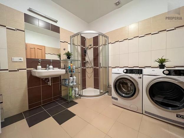 Prodej rodinného domu, Dukovany, 194 m2