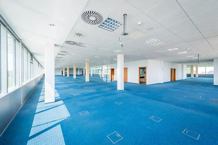 Pronájem kanceláře, Praha - Třebonice, Řevnická, 329 m2