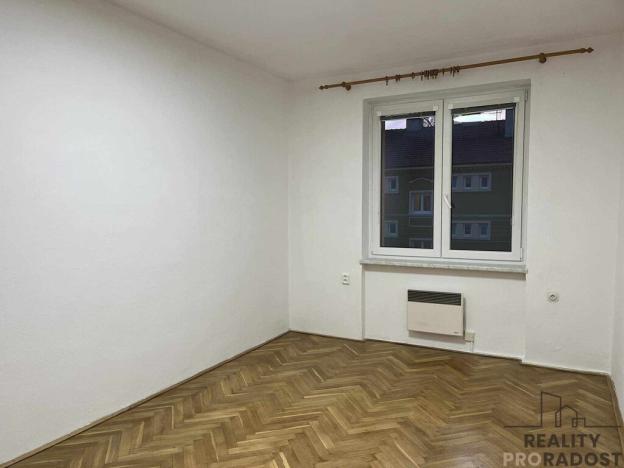 Pronájem bytu 2+1, Moravský Krumlov, Husova, 48 m2